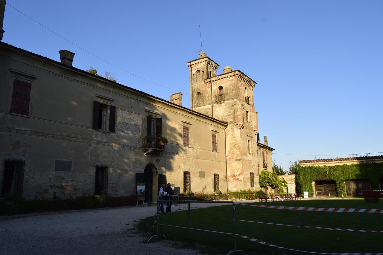 Ostello Castello Mina Della Scala Casteldidone Exterior photo