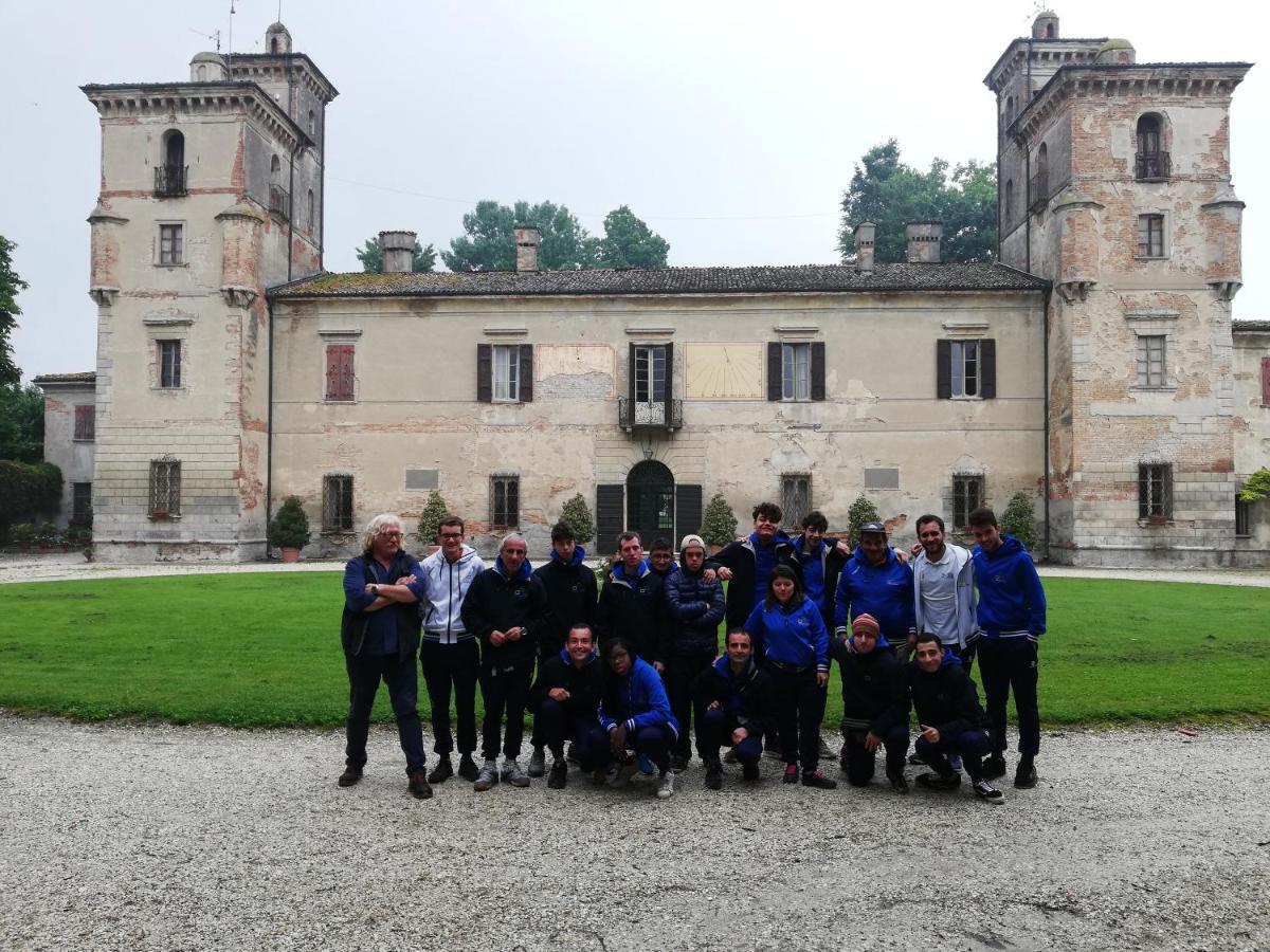 Ostello Castello Mina Della Scala Casteldidone Exterior photo