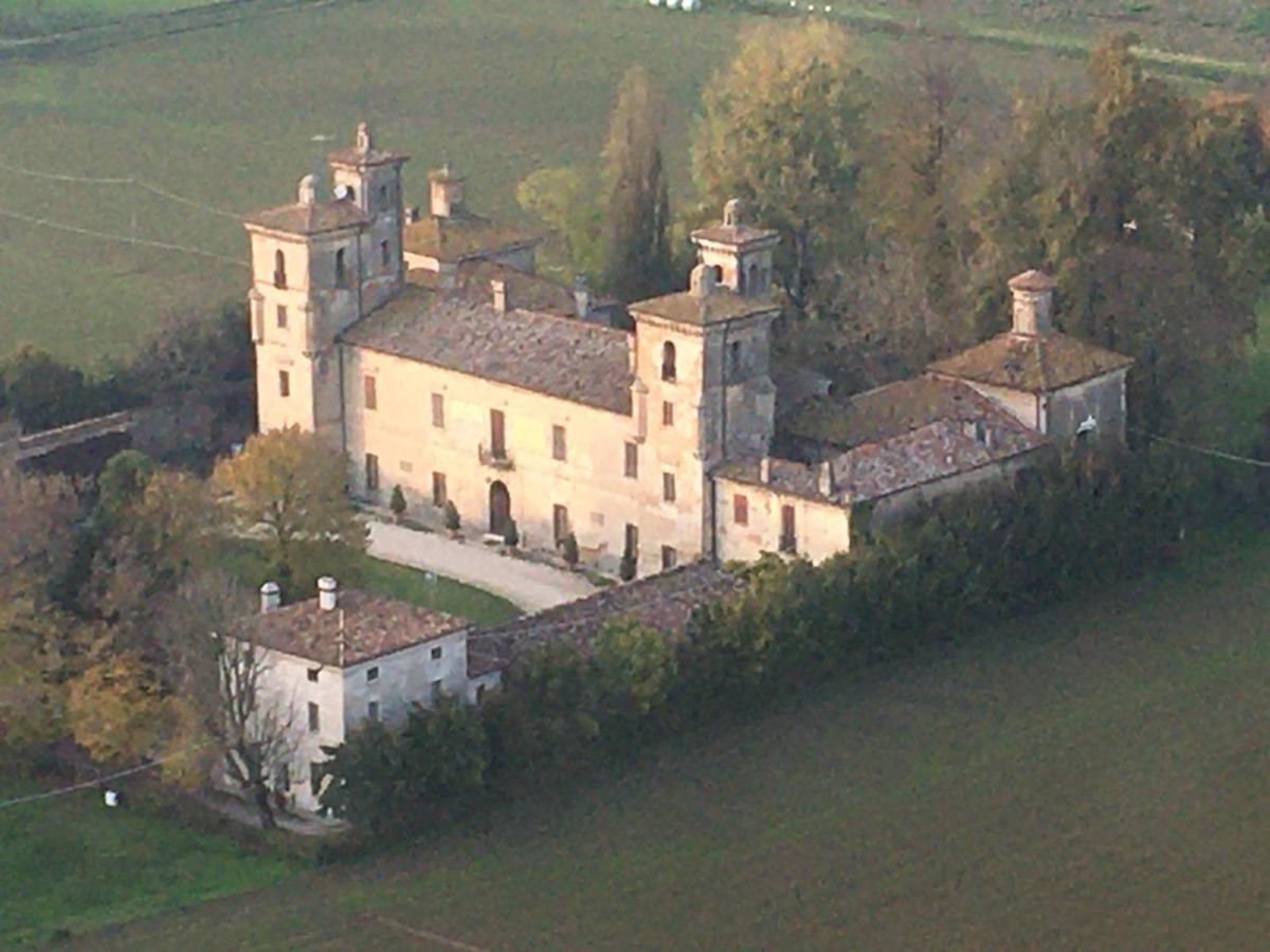 Ostello Castello Mina Della Scala Casteldidone Exterior photo
